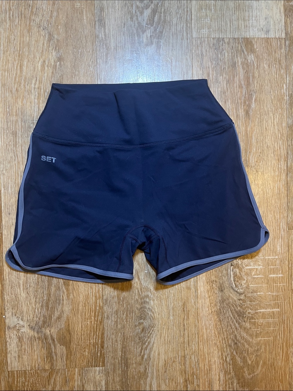 SET Active Sportbody Navy Shorts Large Bike Yoga Running Workout Gym Athletic - Picture 2 of 8